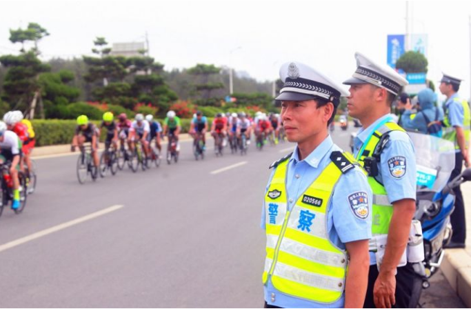 警用對講機全是PDT？警察常用的模擬對講機頻段，你知道幾個？